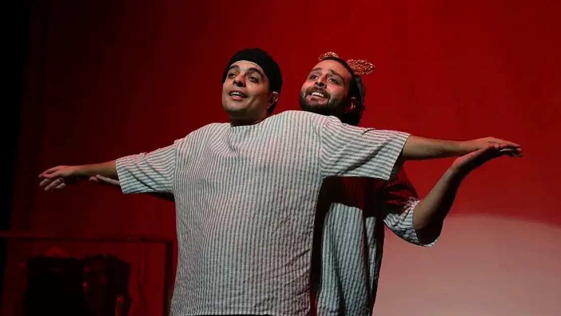 Mizah ve dram aynı sahnede Cambazın Cenazesi