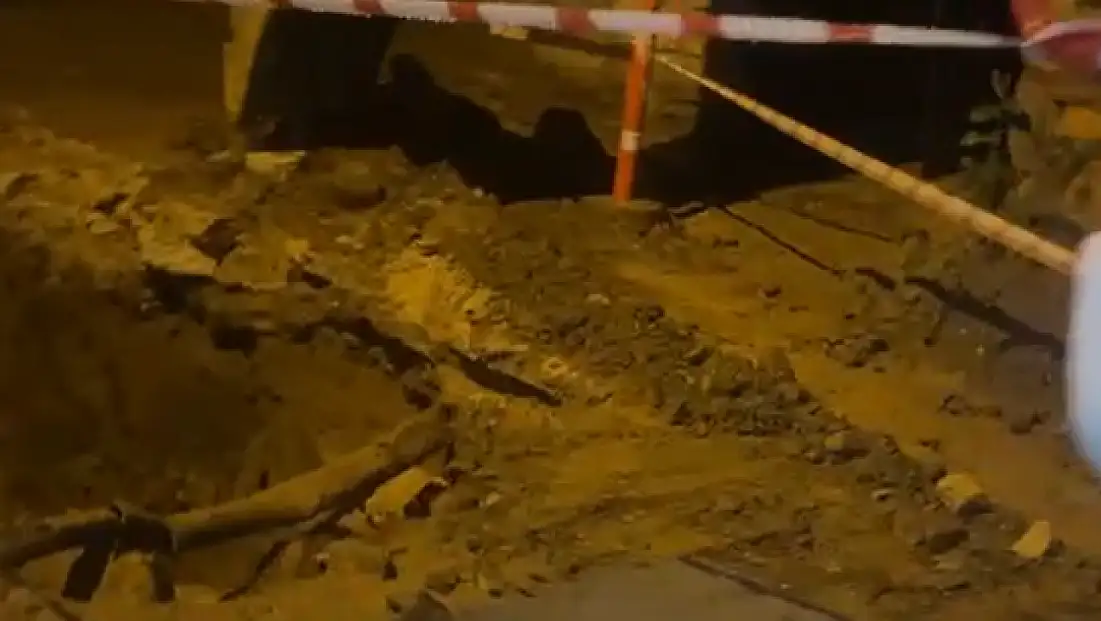 Yolu kapattınız, evimize hapsolduk!  Karabağ’da MUSKİ çalışmasına sert tepki