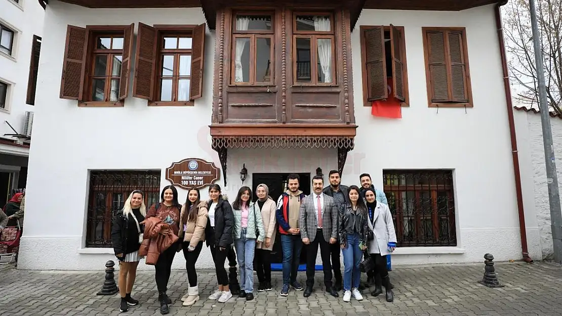 100 Yaş Evi Üyeleri ile SOGEM Gençleri Buluştu