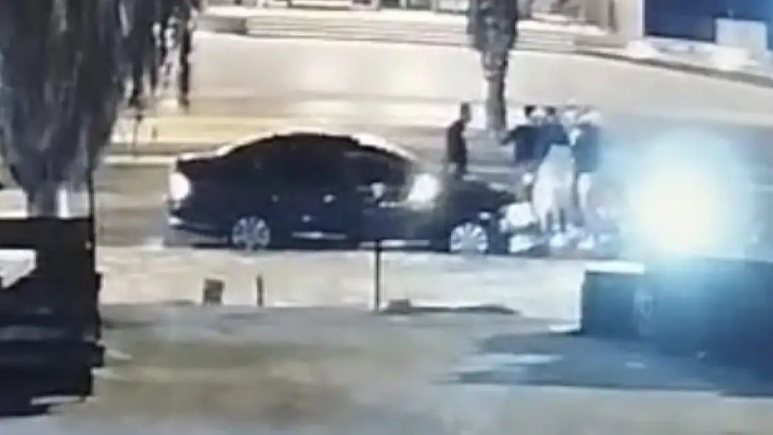 2 Kardeşi Yol Ortasında Darp Ettiler