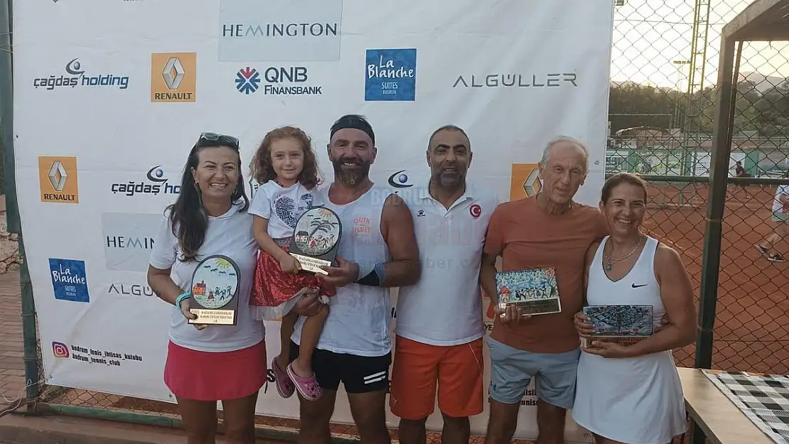 30 Ağustos'ta Ay Yıldızlı Tenis Coşkusu