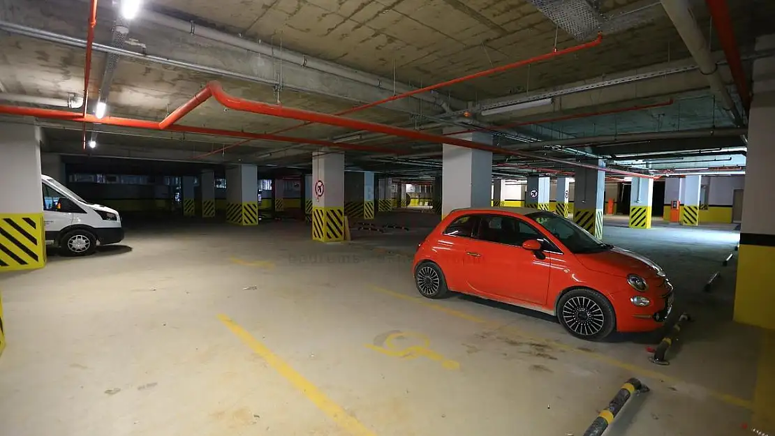330 Araç Kapasiteli Otopark Hizmette