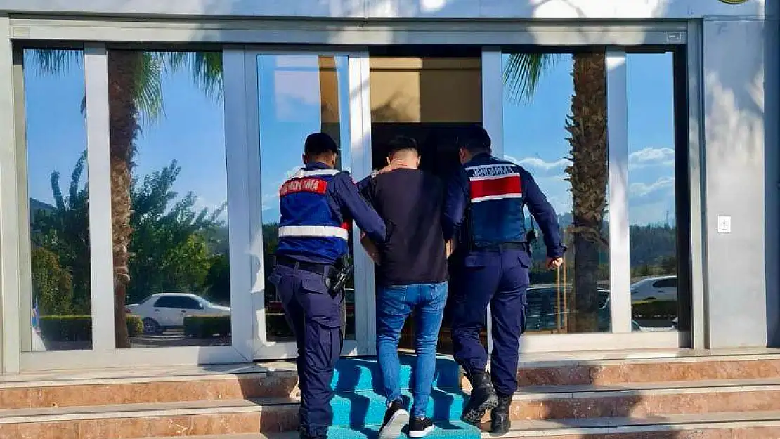 4 Ayrı Suçtan Aranıyordu, Yakalandı
