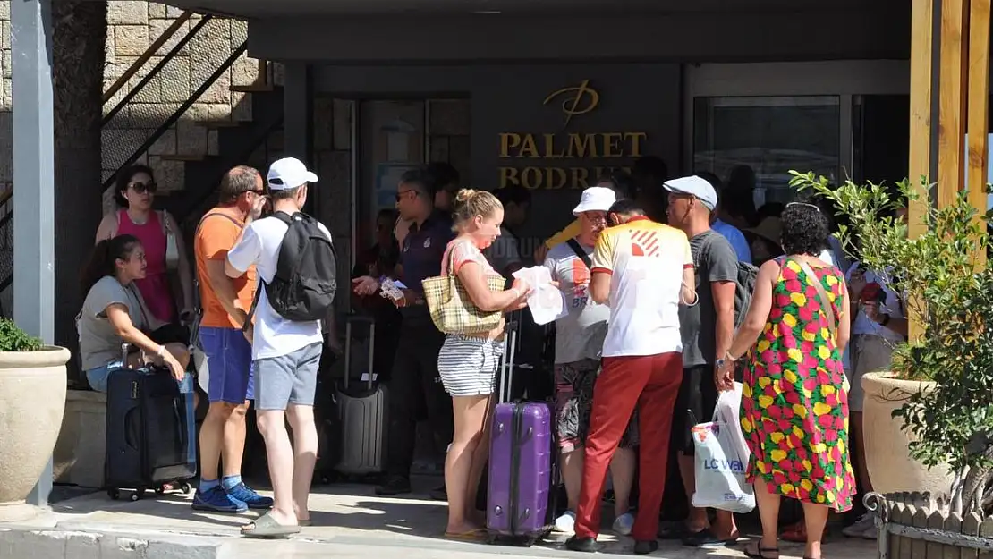 4 Yıldızlı Otellere Gelen Turistlere Mühür Şoku