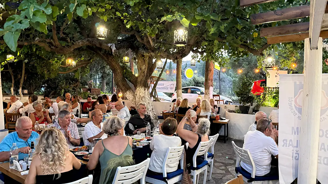 Adanalılar Kolcuoğlu'nda Buluştu: Lezzet ve Sohbet Dolu Gece