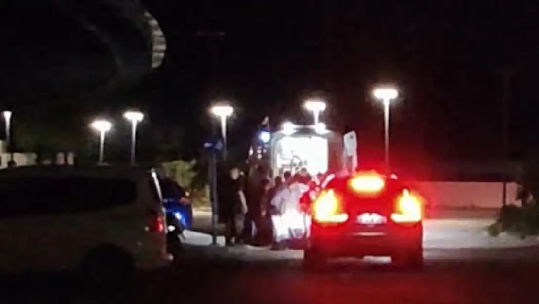 AK Parti Genel Başkan Yardımcısı Yalçın Ambulans Uçakla Nakledildi!