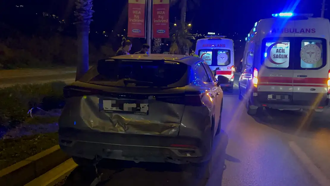 Ani fren kazaya neden oldu 3 kişi yaralandı