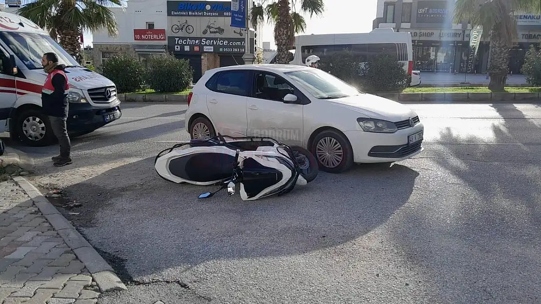 Anne ve Oğlu Motosiklet Kazasında Yaralandı
