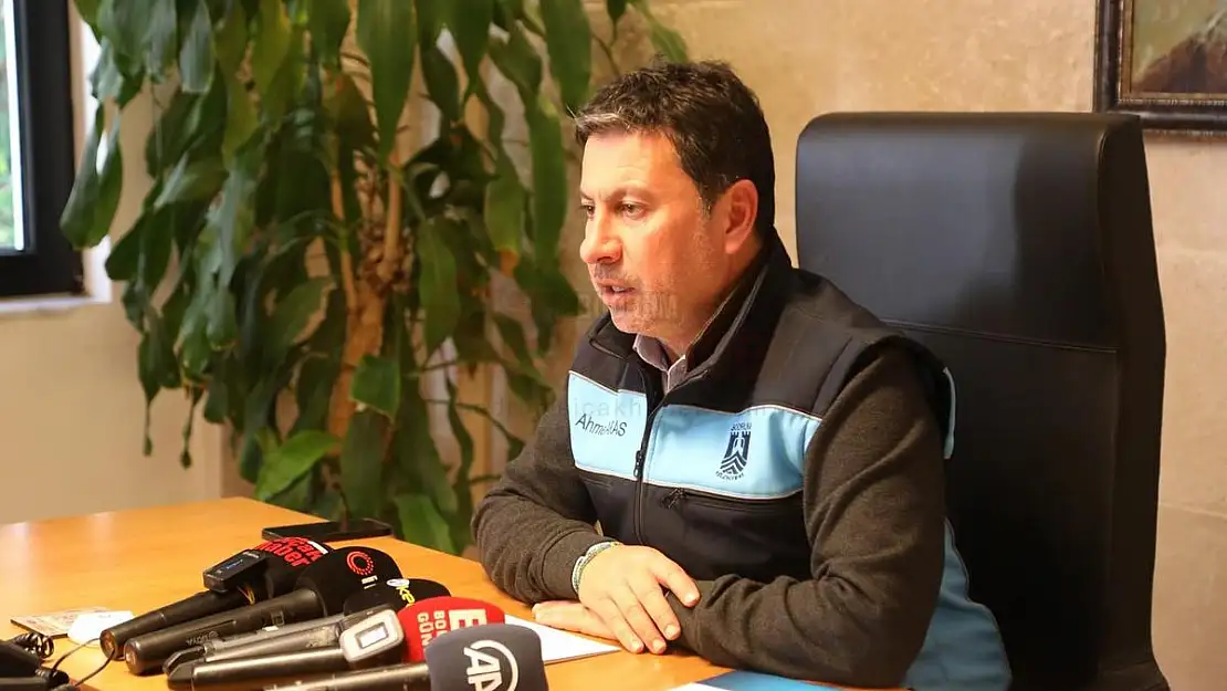 Aras Ayağının Tozu İle Yelek Meselesine Zehir Zembelek Açıklama Getirdi