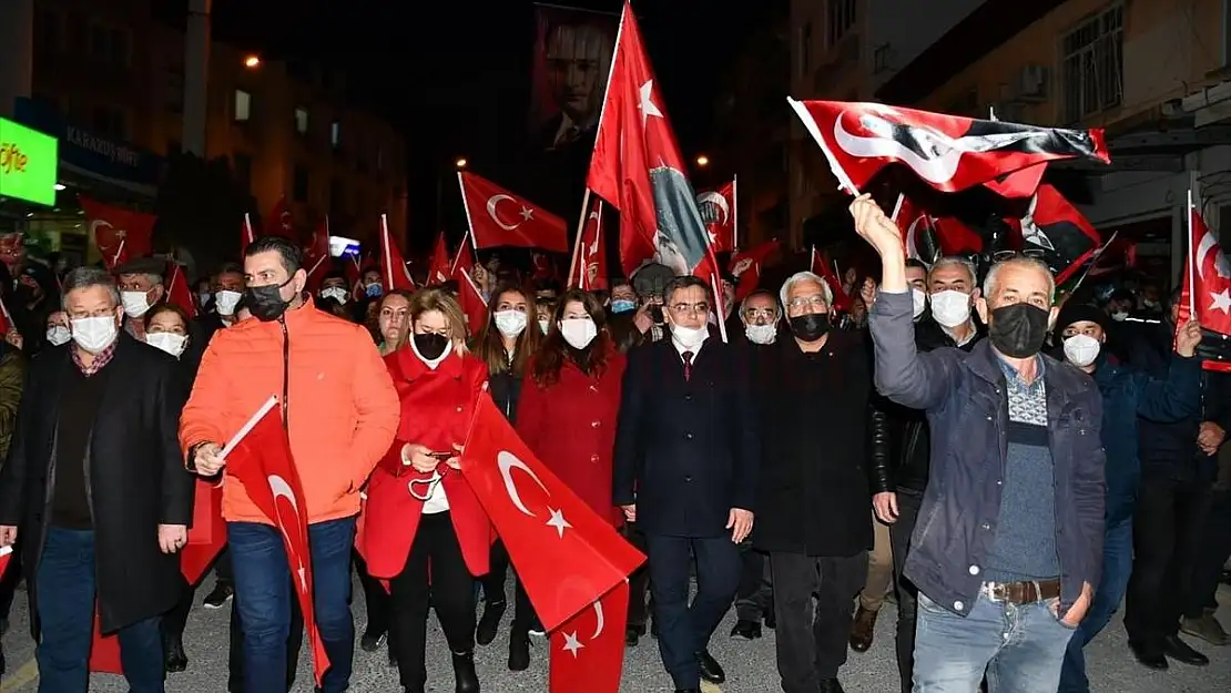 'Ata'ya saygı' yürüyüşü düzenlendi...
