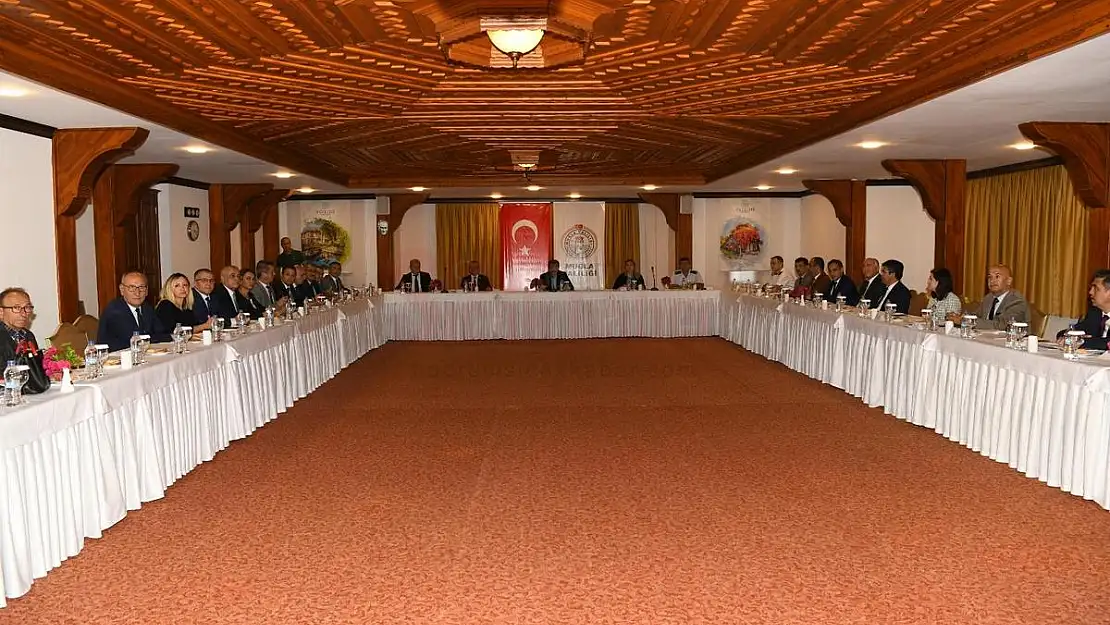 Bağımlılıkla Mücadele İl Koordinasyon Kurulu Toplantısı Vali Orhan Tavlı başkanlığında gerçekleştirildi
