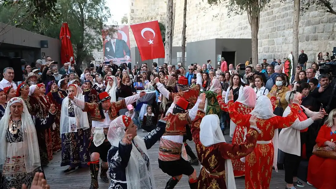 BALIKÇI'NIN DOĞUM GÜNÜ, 'DÜNYA MERHABA GÜNÜ' OLDU