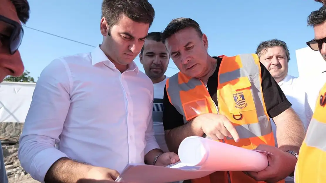 Başkan Mandalinci, Yalıkavak Pazar Yeri Çalışmalarını İnceledi