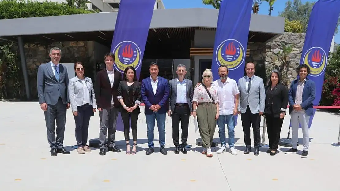 Belediye İş Birliğinde Depremzedeler İçin Konser