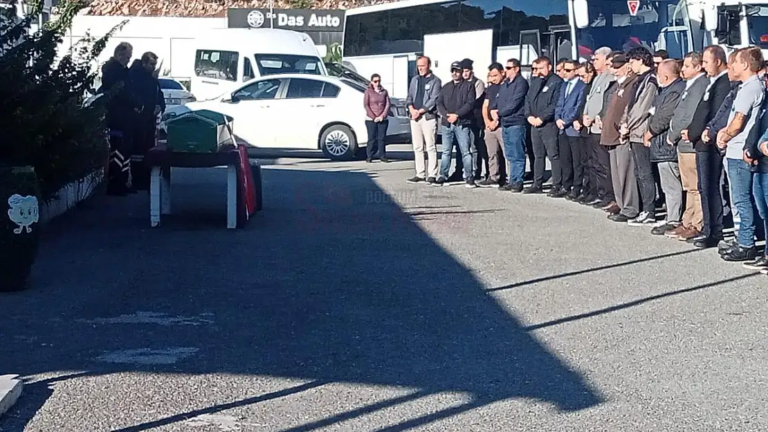 Belediye Personeli için Tören Düzenlendi