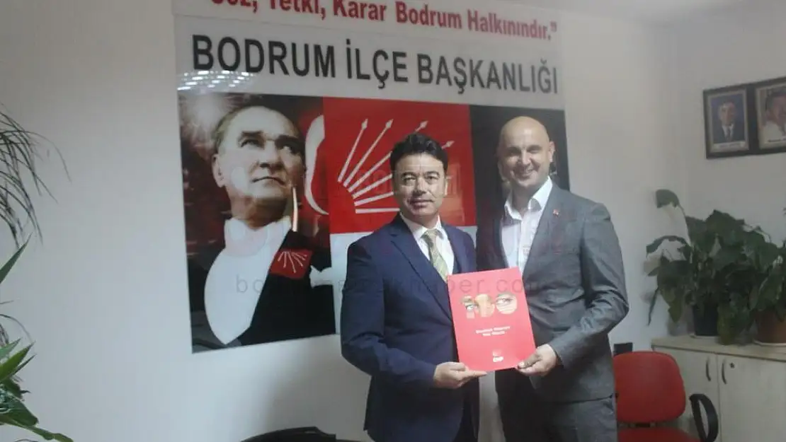 Belediye'deki Görevinden İstifa Eden Deniz Özyıldız'da Adaylığını Açıkladı