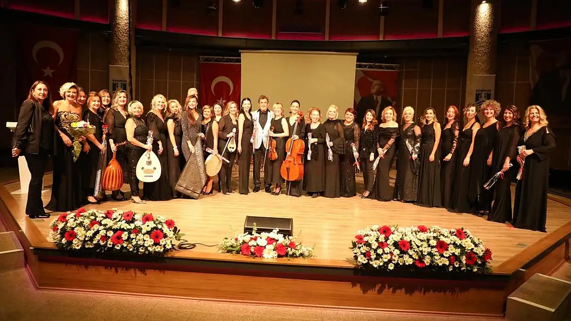 BELEDİYEDEN KADINA YÖNELİK ŞİDDETE KARŞI ULUSLARARASI MÜCADELE GÜNÜ'NDE ANLAMLI ETKİNLİKLER