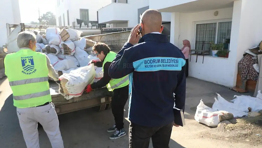 Belediyeden Vatandaşlara Yakacak Desteği