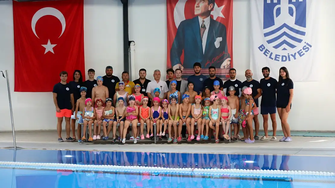 Belediyenin Ücretsiz Yüzme Kursları Başladı