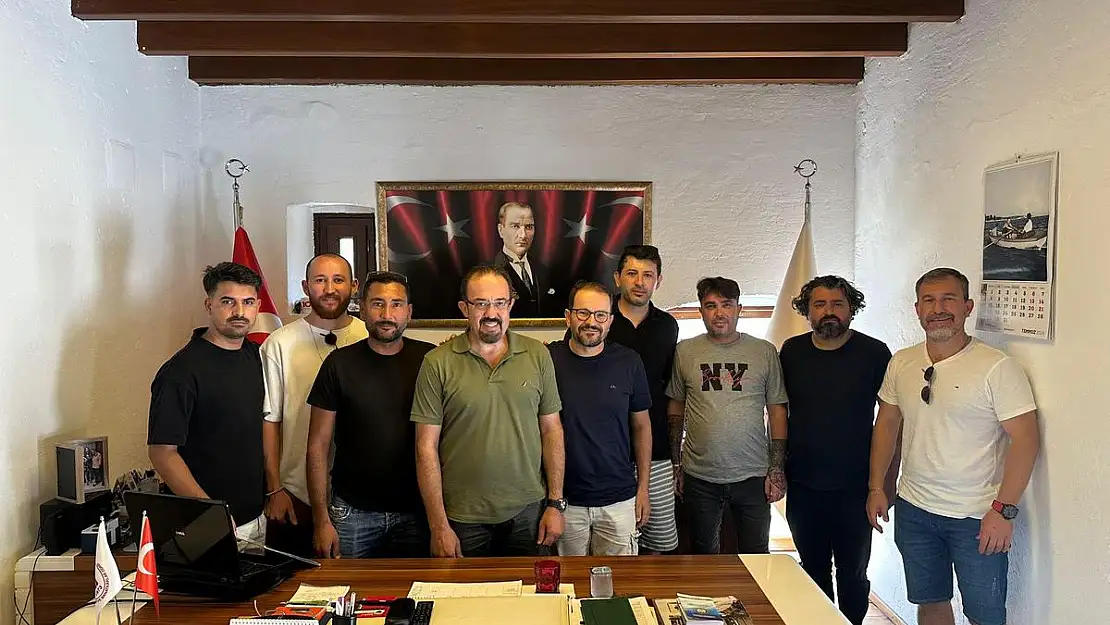 Berber Esnafından Oda Başkanı Başeymez'e Ziyaret