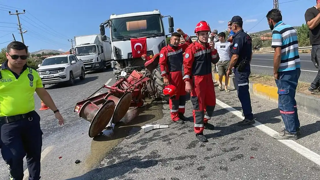 Beton Mikseri ile Traktör Çarpıştı: 1 Yaralı
