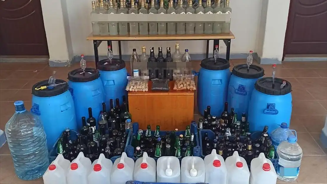Bin 40 litre Sahte İçki Ele Geçirildi