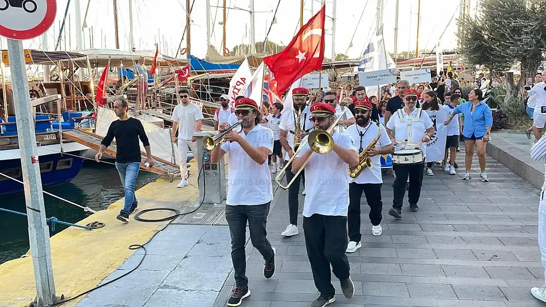 Bior Yarışları  Renkli Kortej Yürüyüşü ile  Başladı