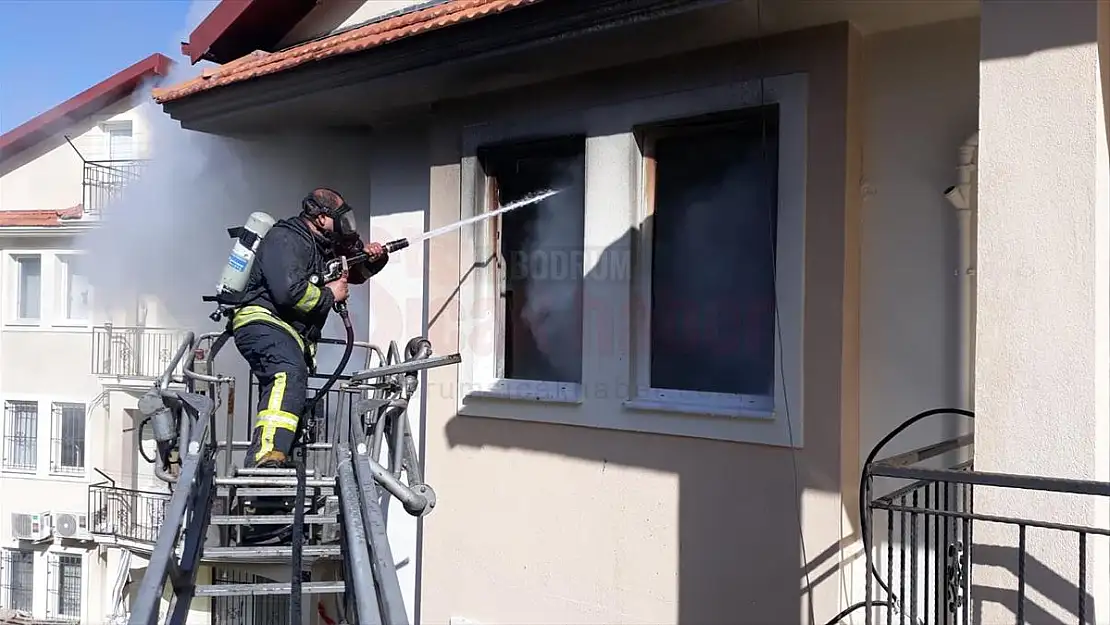 Bir Saat İçinde 3 Ayrı Evde Yangın Çıktı