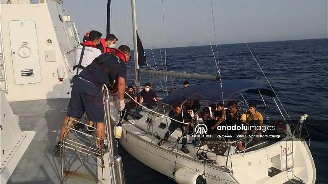 Bodrum açıklarında 33 düzensiz göçmen kurtarıldı