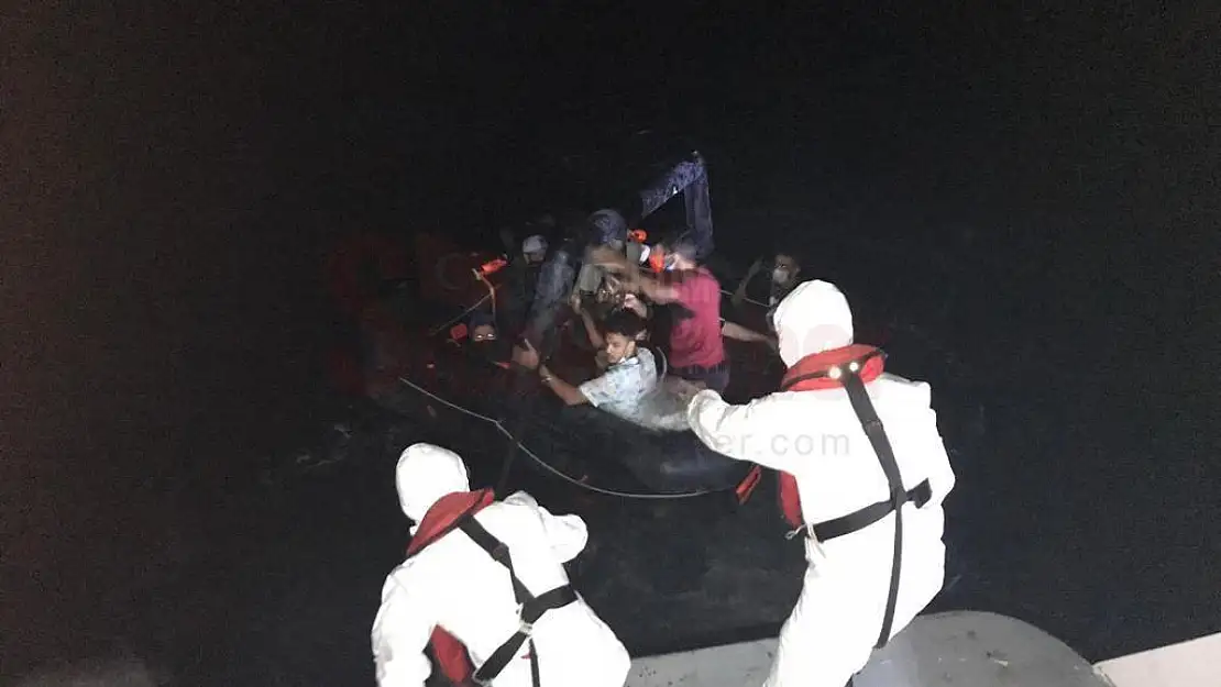 Bodrum Açıklarında 9 Düzensiz Göçmen Kurtarılmıştır