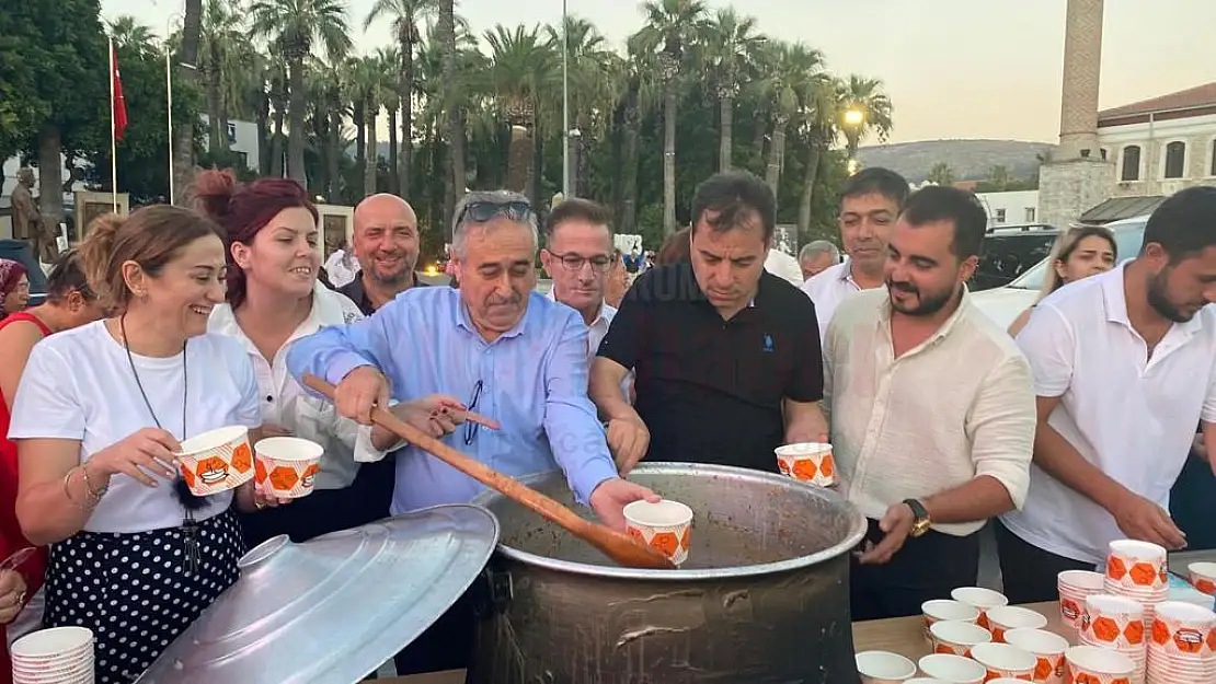 Bodrum Ak Parti İlçe Koordinesinde Aşure Etkinliği Düzenlendi