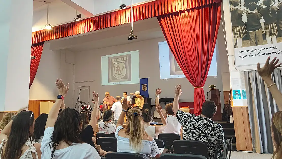 Bodrum Anadolu Lisesi Mezunları Derneği ilk genel kurulunu gerçekleştirdi.