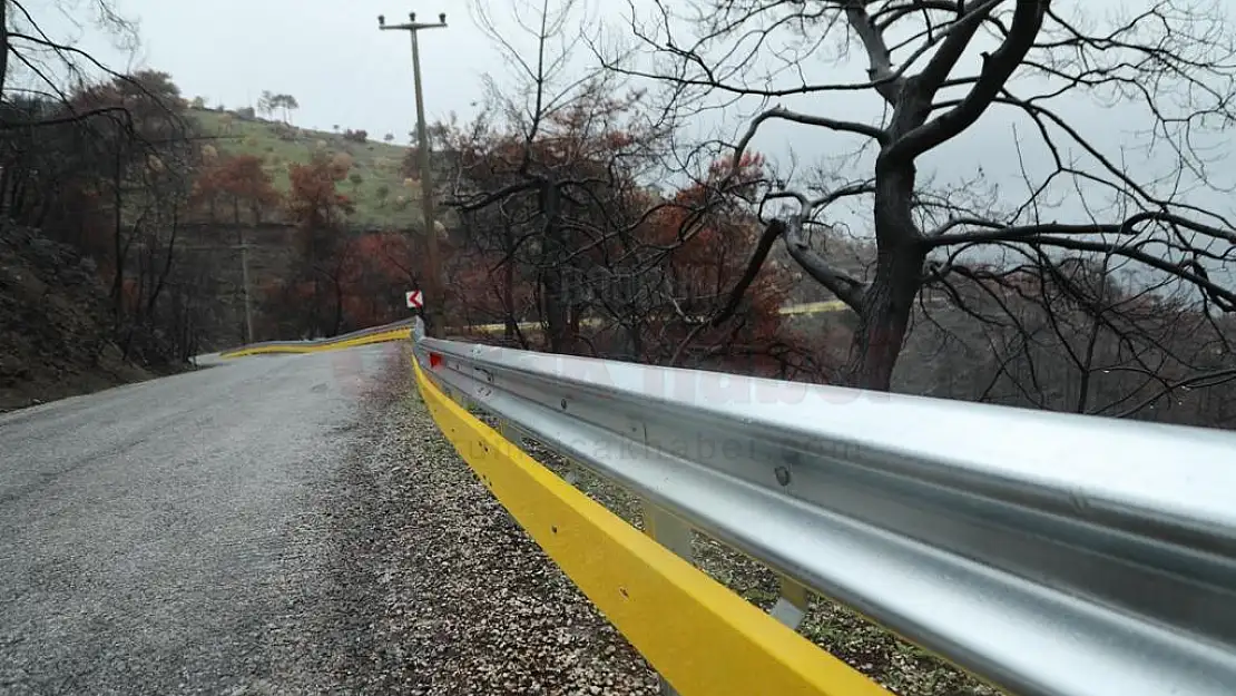 BODRUM BELEDİYESİ CAN GÜVENLİĞİ İÇİN YOLLARDA KORUYUCU ÖNLEM ALIYOR