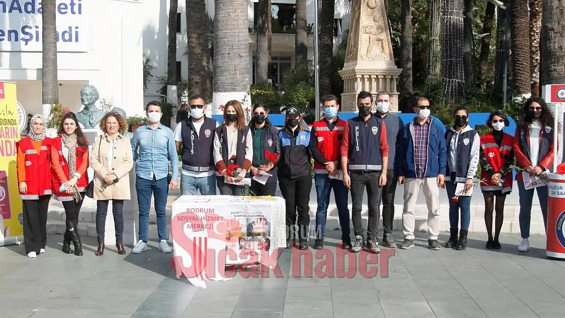 Bodrum Emniyeti '' Kadına Şiddet '' gününde KADES Uygulamasını Bodrum Halkına Bilgilendirdi