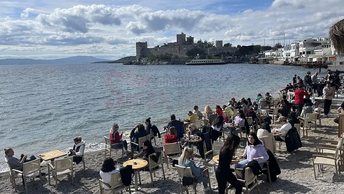 Bodrum ve çevre ilçelerde güneşli hava yoğunluğu...