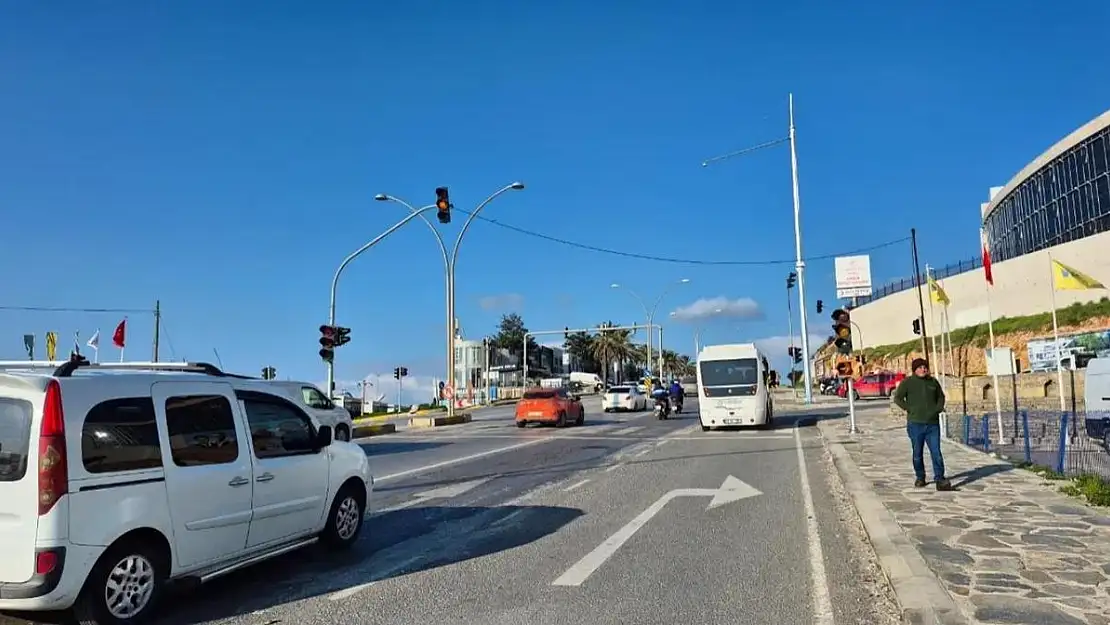Bodrum'da Akıllı Trafik Işıkları Dönemi Başlıyor