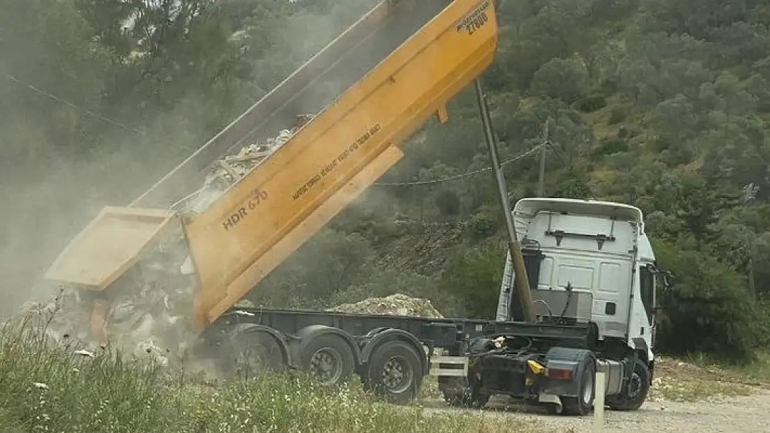 Bodrum'da Moloz Dökerken Yakalandılar