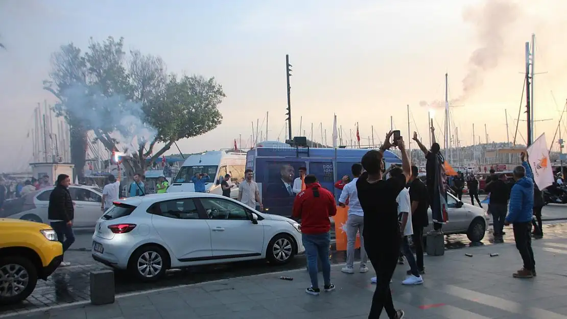 Bodrum'da Seçim Sonucu Kutlandı