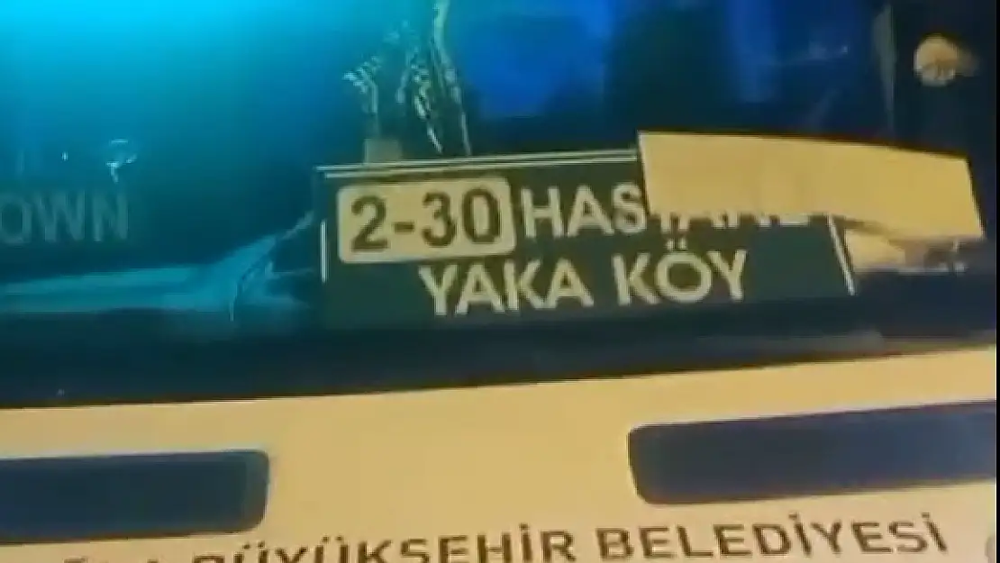 Bodrum'da Toplu Taşıma Aracında Gergin Anlar  Yolcular Zor Durumda Kaldı