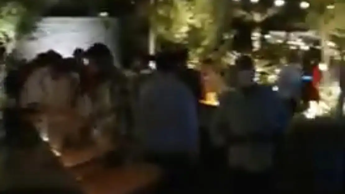 Bodrum'da Yapılan Havuz Başı Partisi Otelin Kapanmasına Sebep oldu
