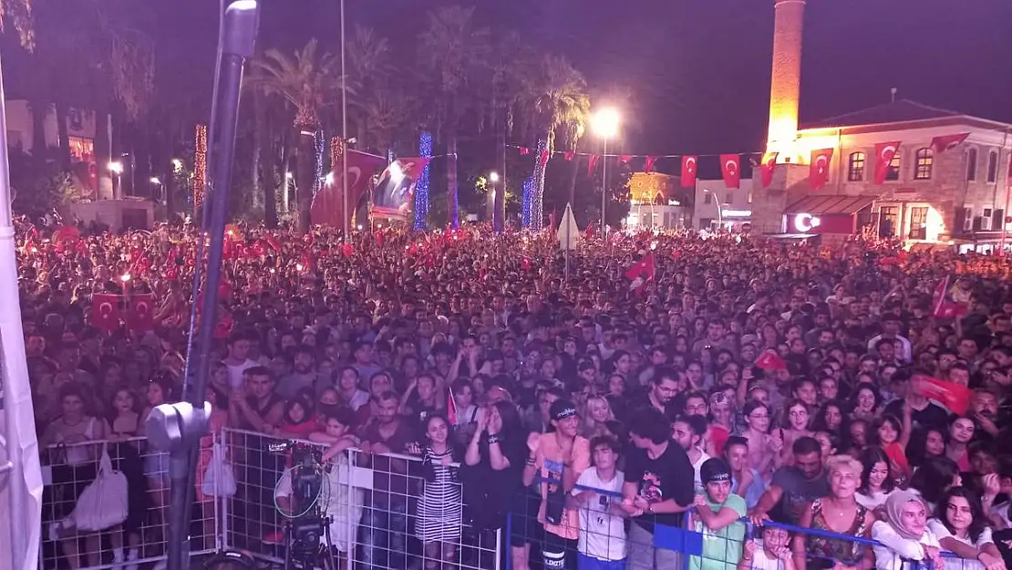 Bodrum'da Zafer Bayramı Coşkusu