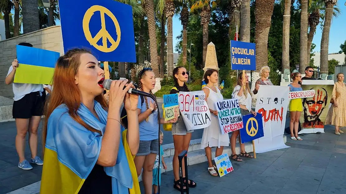 Bodrum'daki Ukraynalılardan Rusya Protestosu