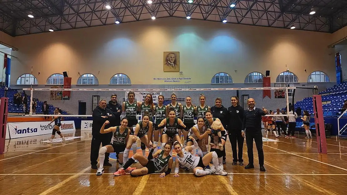 Bodrum'un İncileri Çeyrek Finale Yükseldi