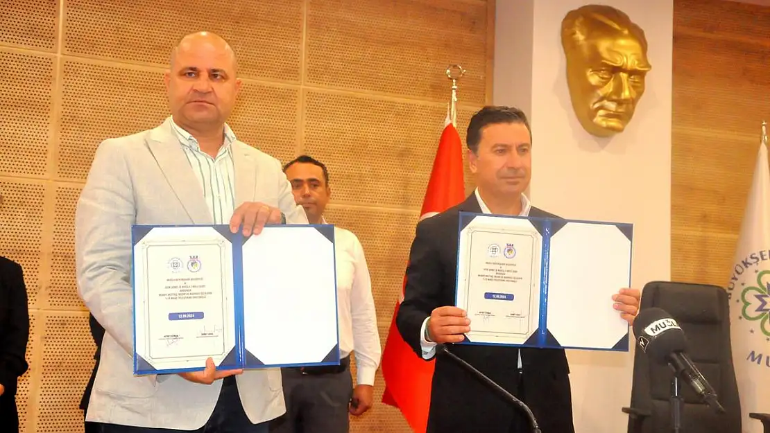 Büyükşehir Belediyesinde 4 Bin 670 Personeli Kapsayan Ek Protokol İmzalandı