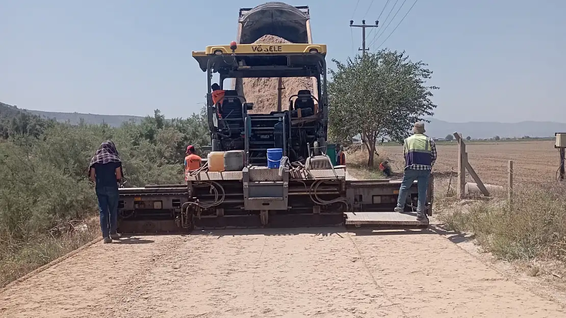 Büyükşehir Kırsalda Ulaşımı Güçlendiriyor