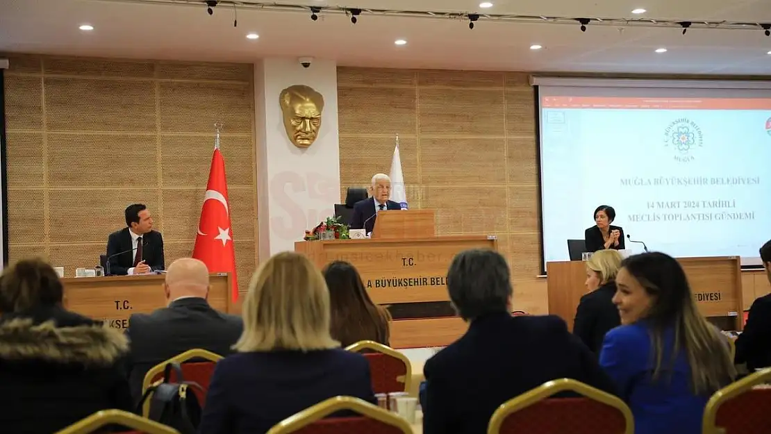 Büyükşehir Meclisinden Son Toplantı
