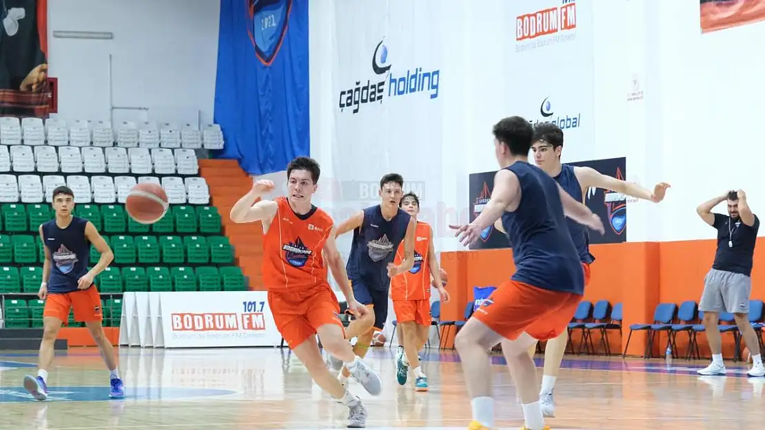 Çağdaş Bodrum Spor'un Gençleri Ted Ankara Kolejlileri Konuk Etti