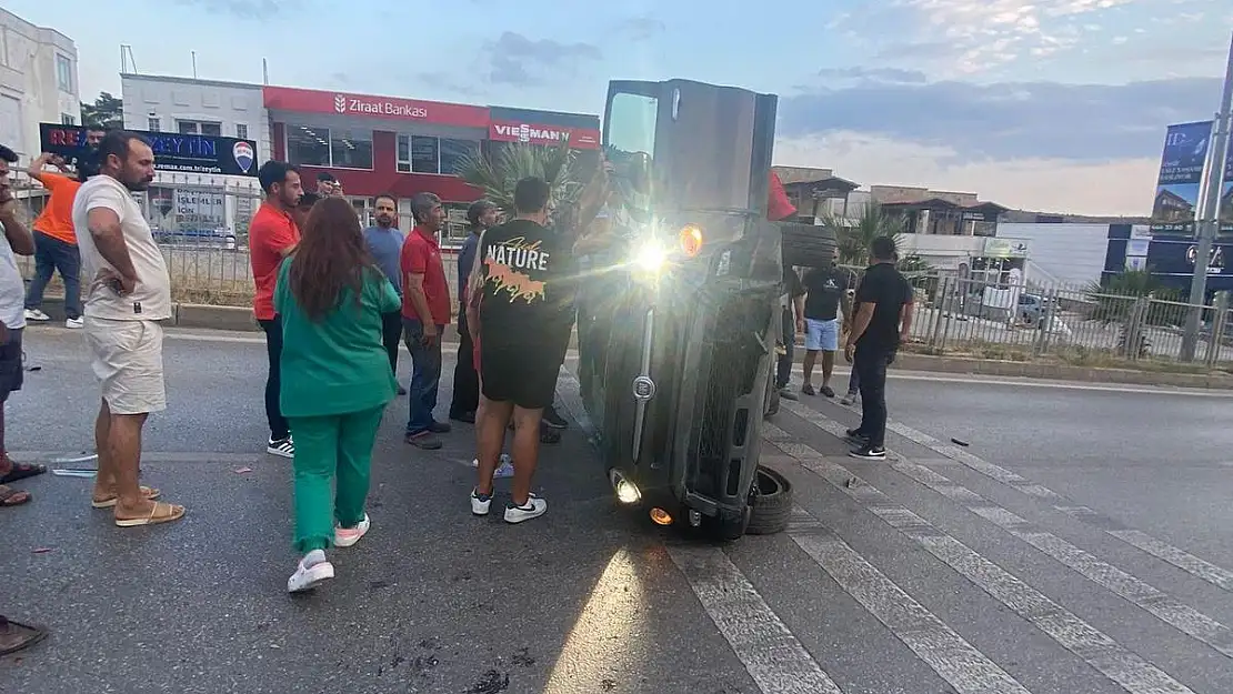 Çarpmanın Etkisi ile Yan Yatan Araçta 1 Kişi Yaralandı