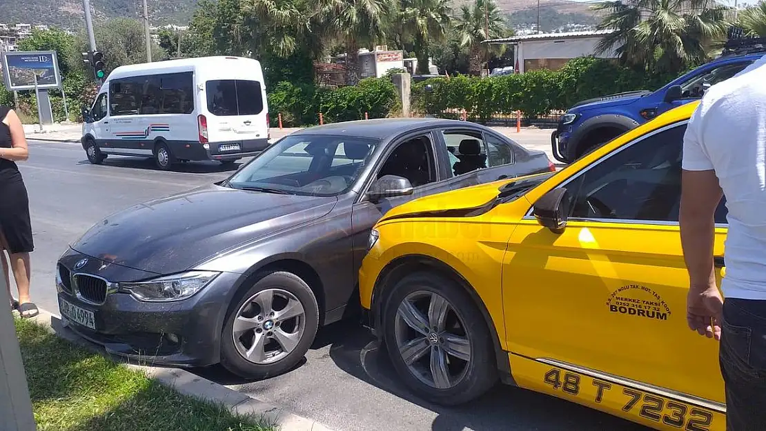 Çarptığı Aracın Önüne Geçerek Durabildi