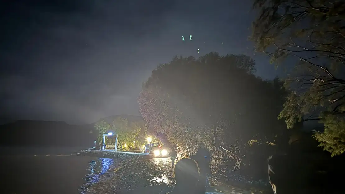 Datça'da sel felaketi bir kişi kayıp arama kurtarma seferberliği